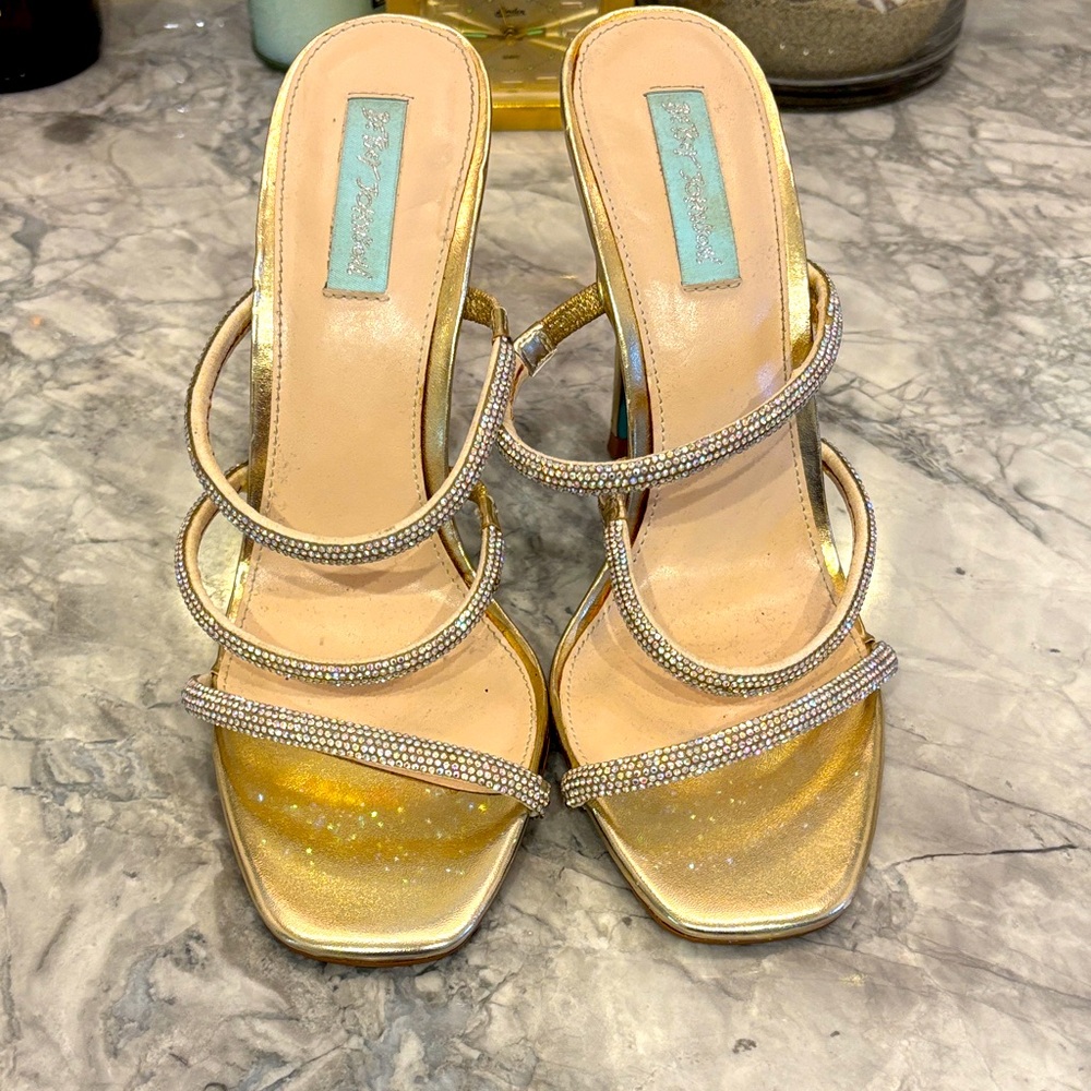Betsey Johnson Gold Rhinestone Strappy Mule Heels Size 9.5